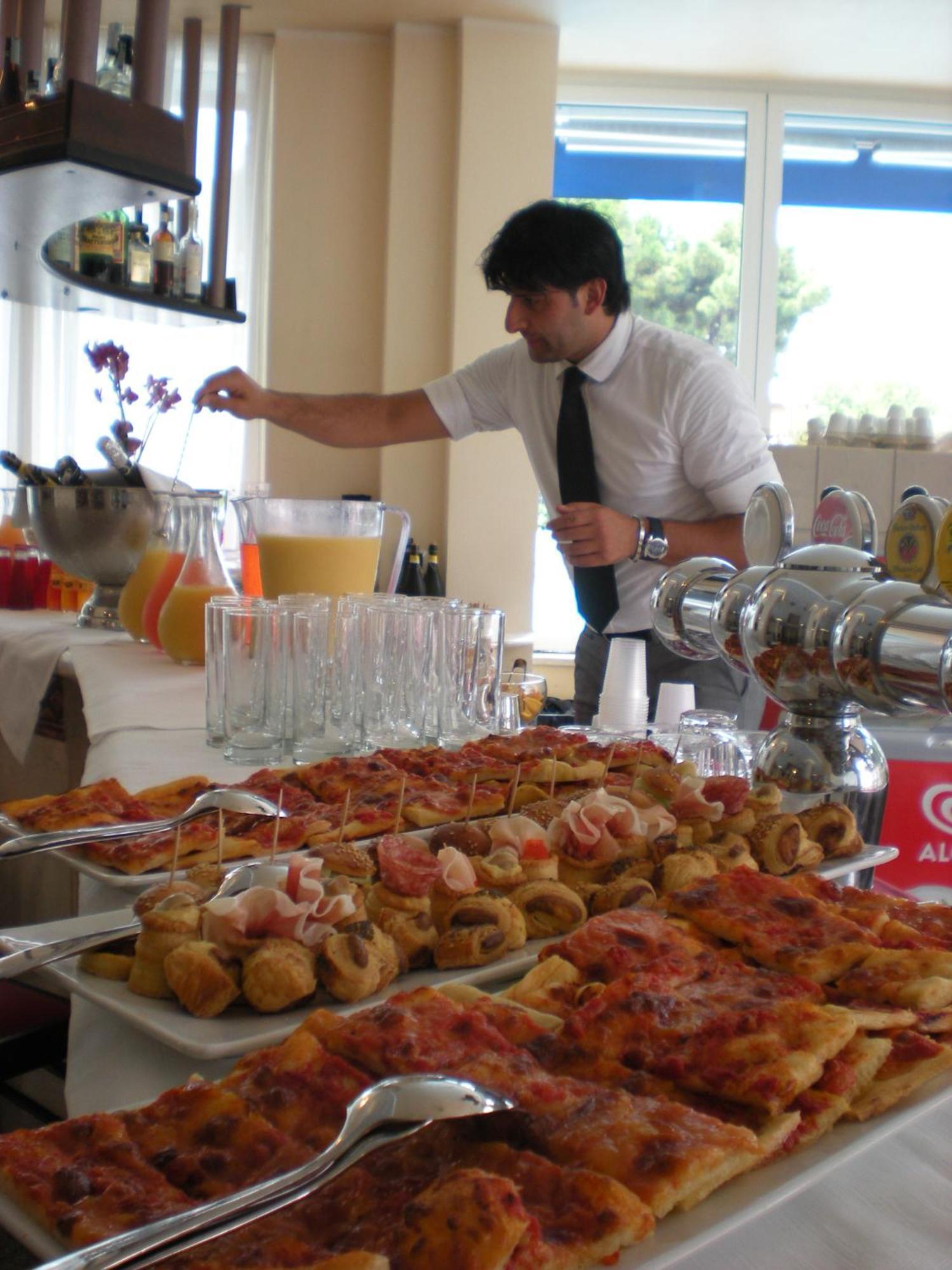 Hotel Buratti Cervia Esterno foto